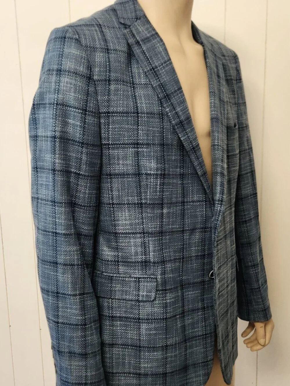 blue plaid sport coat 42R men's Tom James two button jacket